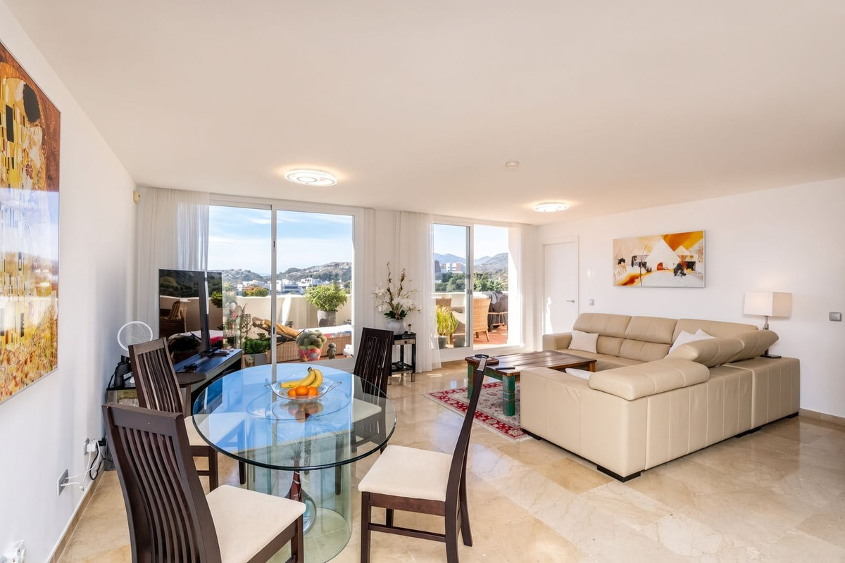 Se vende Apartamento Planta Media de 3 dormitorios en Costa Del Sol, Málaga, España