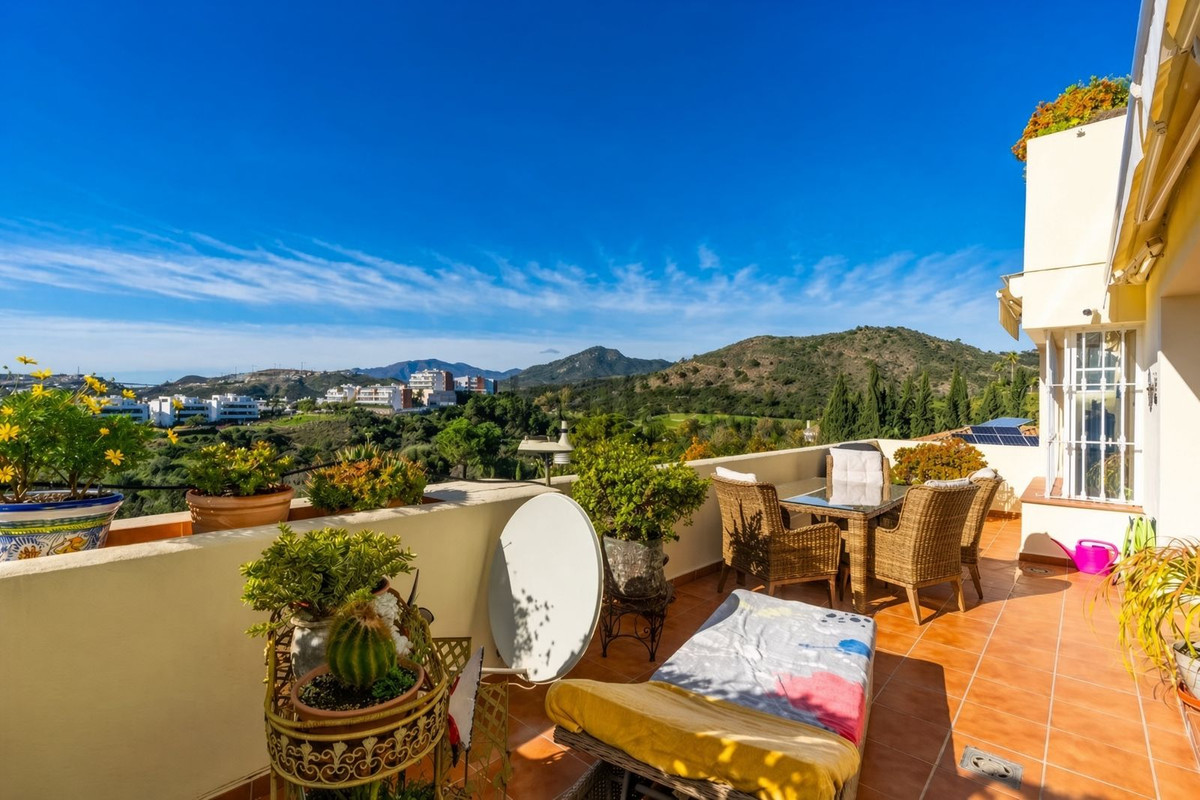 Se vende Apartamento Planta Media de 3 dormitorios en Costa Del Sol, Málaga, España