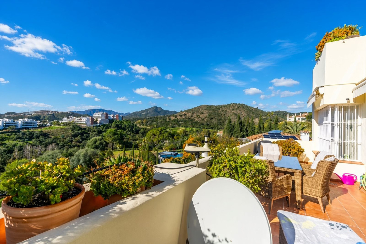 Se vende Apartamento Planta Media de 3 dormitorios en Costa Del Sol, Málaga, España
