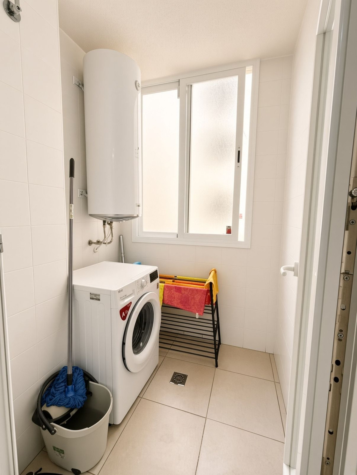 Se vende Apartamento Planta Media de 3 dormitorios en Costa Del Sol, Málaga, España