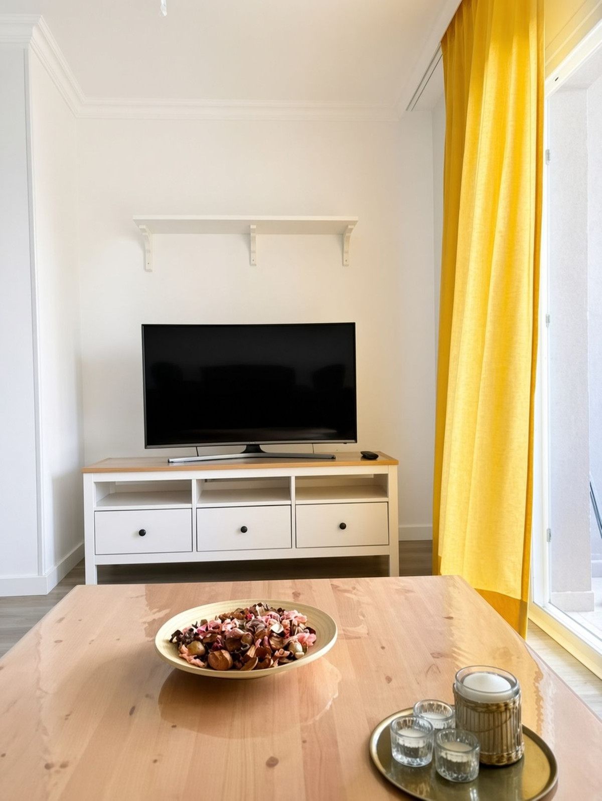 Se vende Apartamento Planta Media de 3 dormitorios en Costa Del Sol, Málaga, España