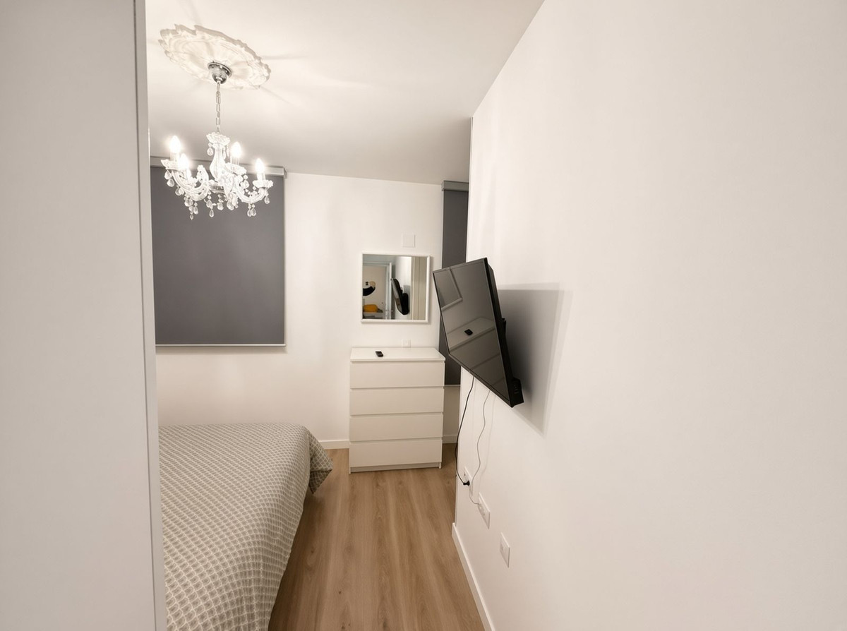 Se vende Apartamento Planta Media de 3 dormitorios en Costa Del Sol, Málaga, España
