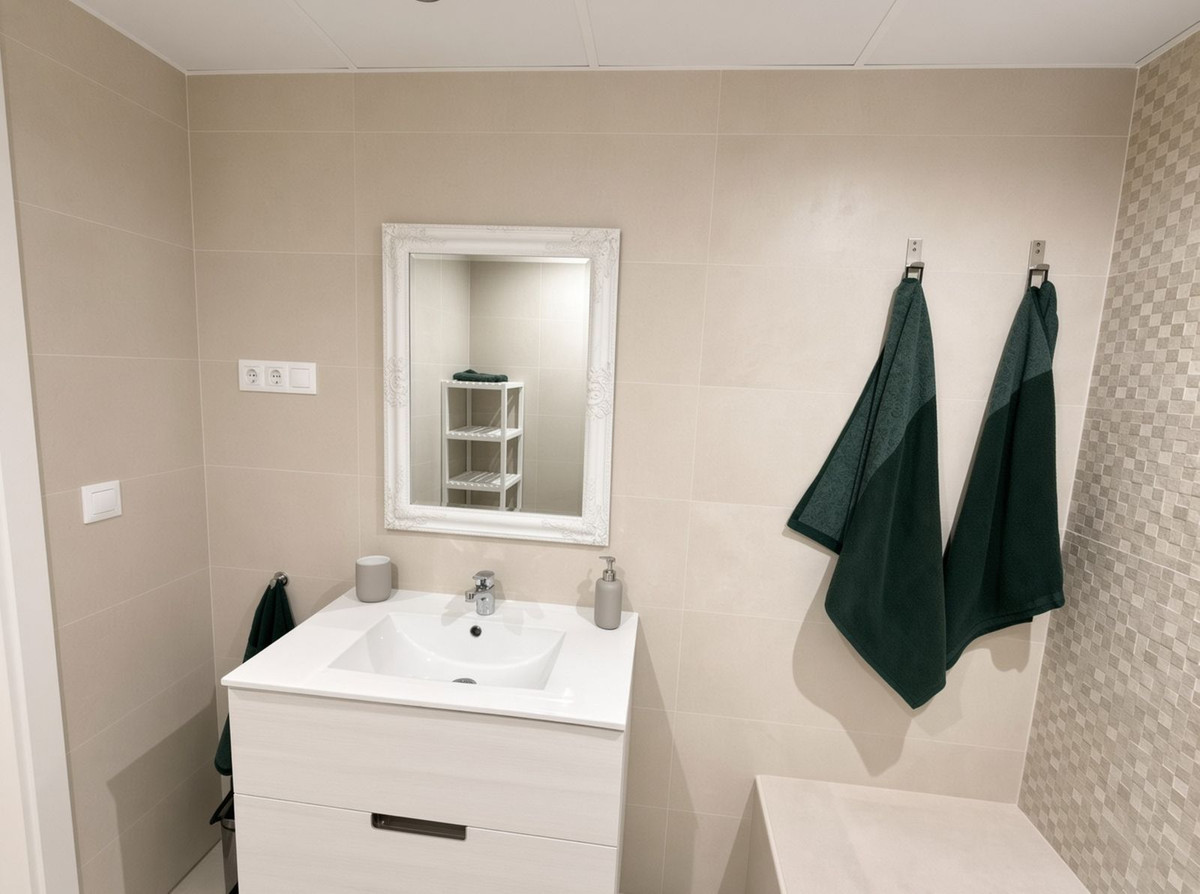 Se vende Apartamento Planta Media de 3 dormitorios en Costa Del Sol, Málaga, España