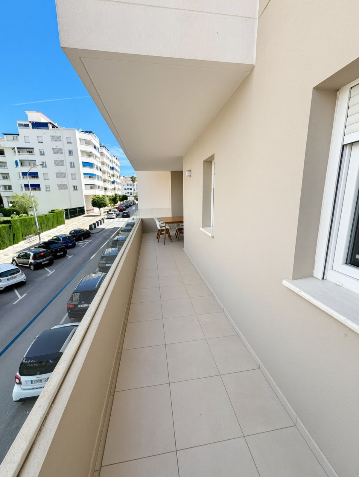 Se vende Apartamento Planta Media de 3 dormitorios en Costa Del Sol, Málaga, España