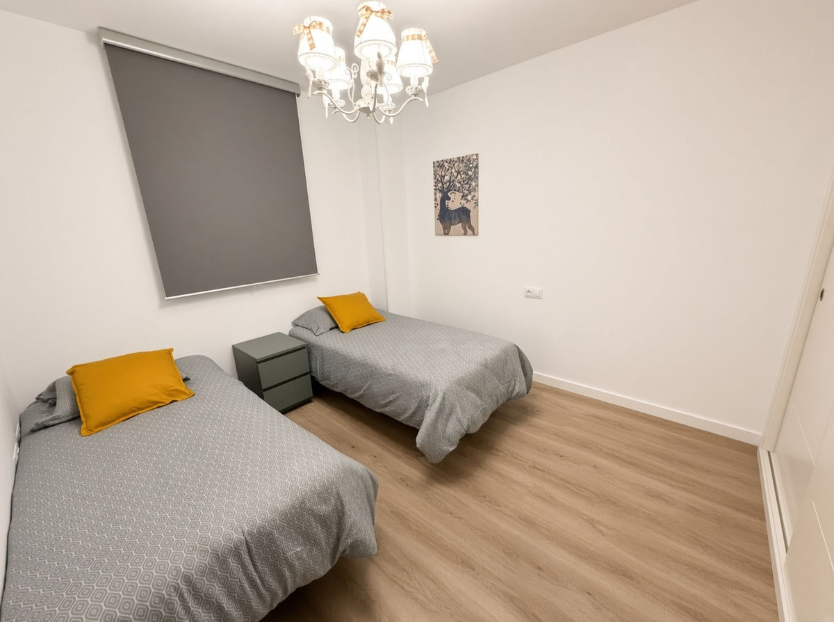 Se vende Apartamento Planta Media de 3 dormitorios en Costa Del Sol, Málaga, España