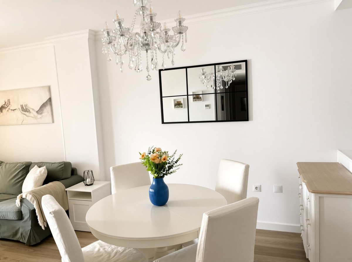 Se vende Apartamento Planta Media de 3 dormitorios en Costa Del Sol, Málaga, España