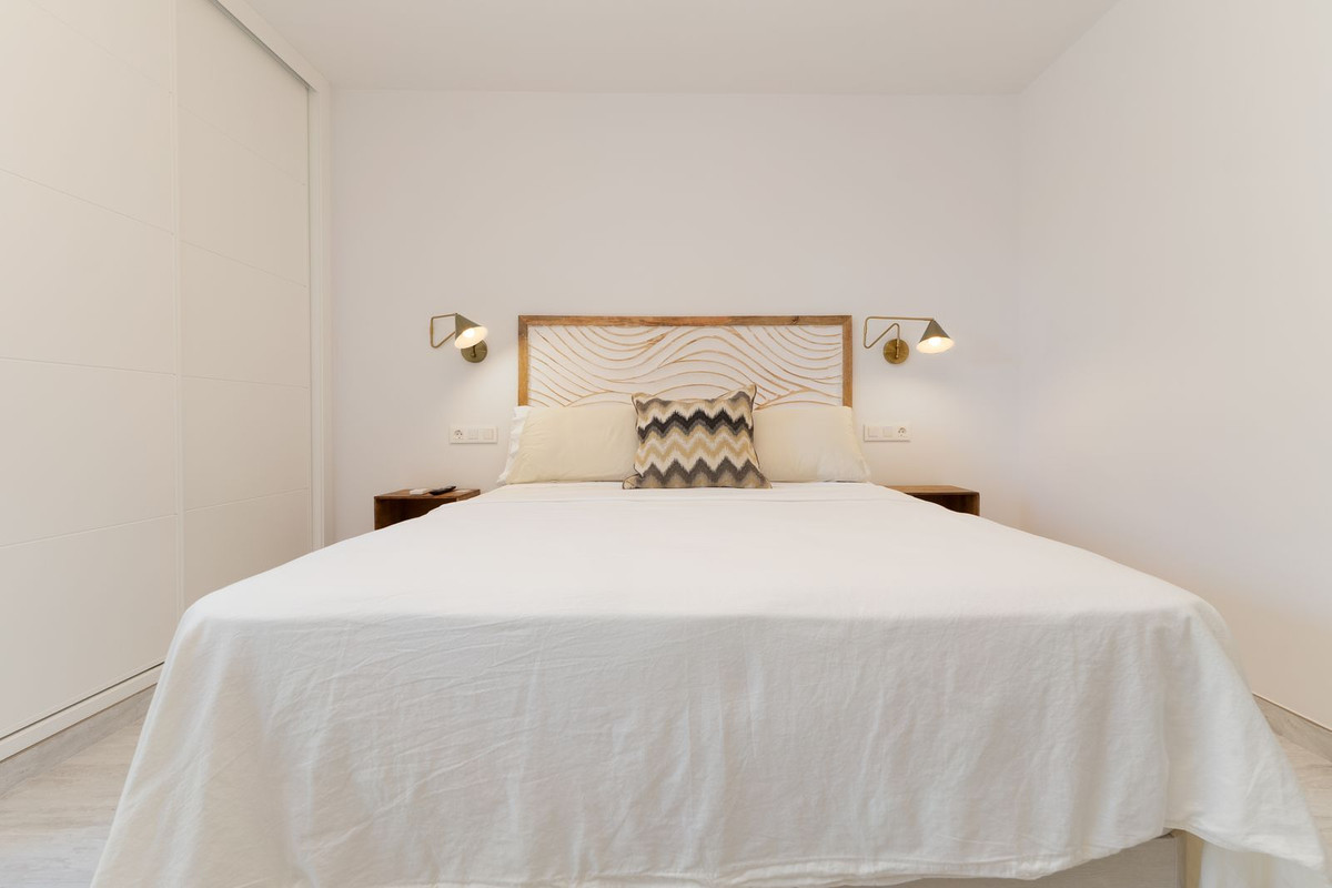 Se vende Apartamento Planta Media de 1 dormitorios en Costa Del Sol, Málaga, España