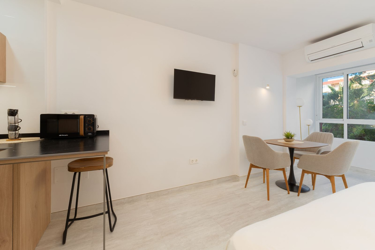 Se vende Apartamento Planta Media de 1 dormitorios en Costa Del Sol, Málaga, España