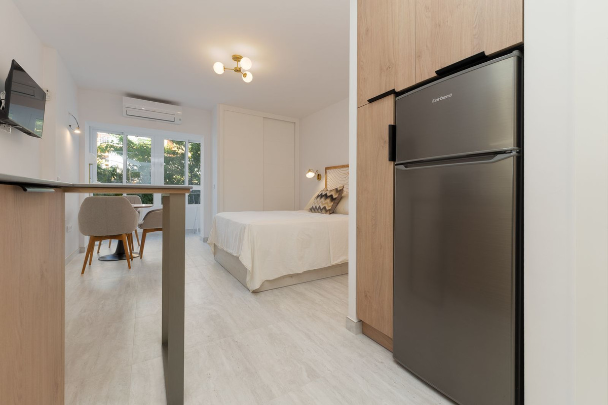 Se vende Apartamento Planta Media de 1 dormitorios en Costa Del Sol, Málaga, España