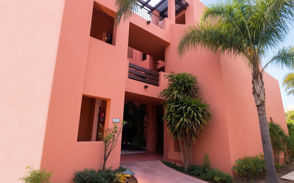 Se vende Apartamento Planta Media de 2 dormitorios en Costa Del Sol, Málaga, España