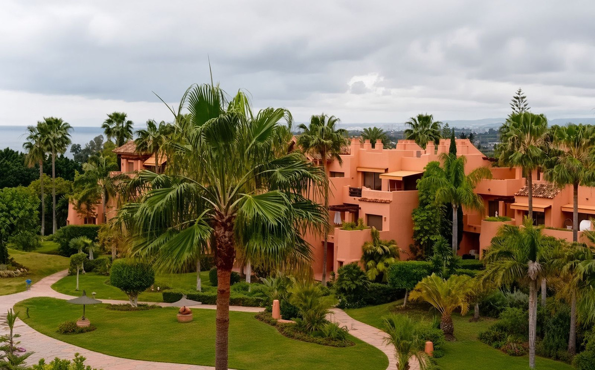 Se vende Apartamento Planta Media de 2 dormitorios en Costa Del Sol, Málaga, España