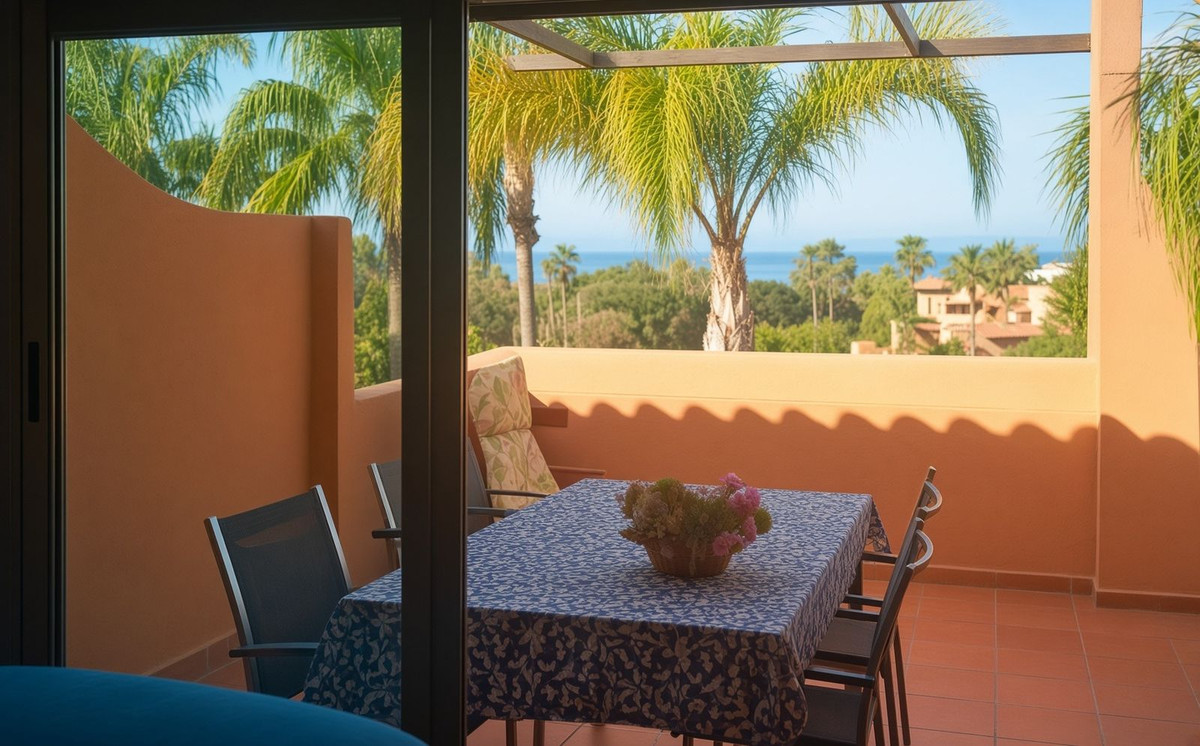 Se vende Apartamento Planta Media de 2 dormitorios en Costa Del Sol, Málaga, España