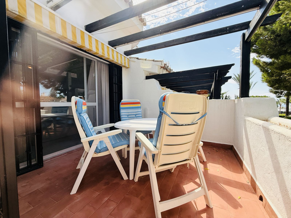 Se vende Apartamento en Planta Última de 2 dormitorios en Costa Del Sol, Málaga, España