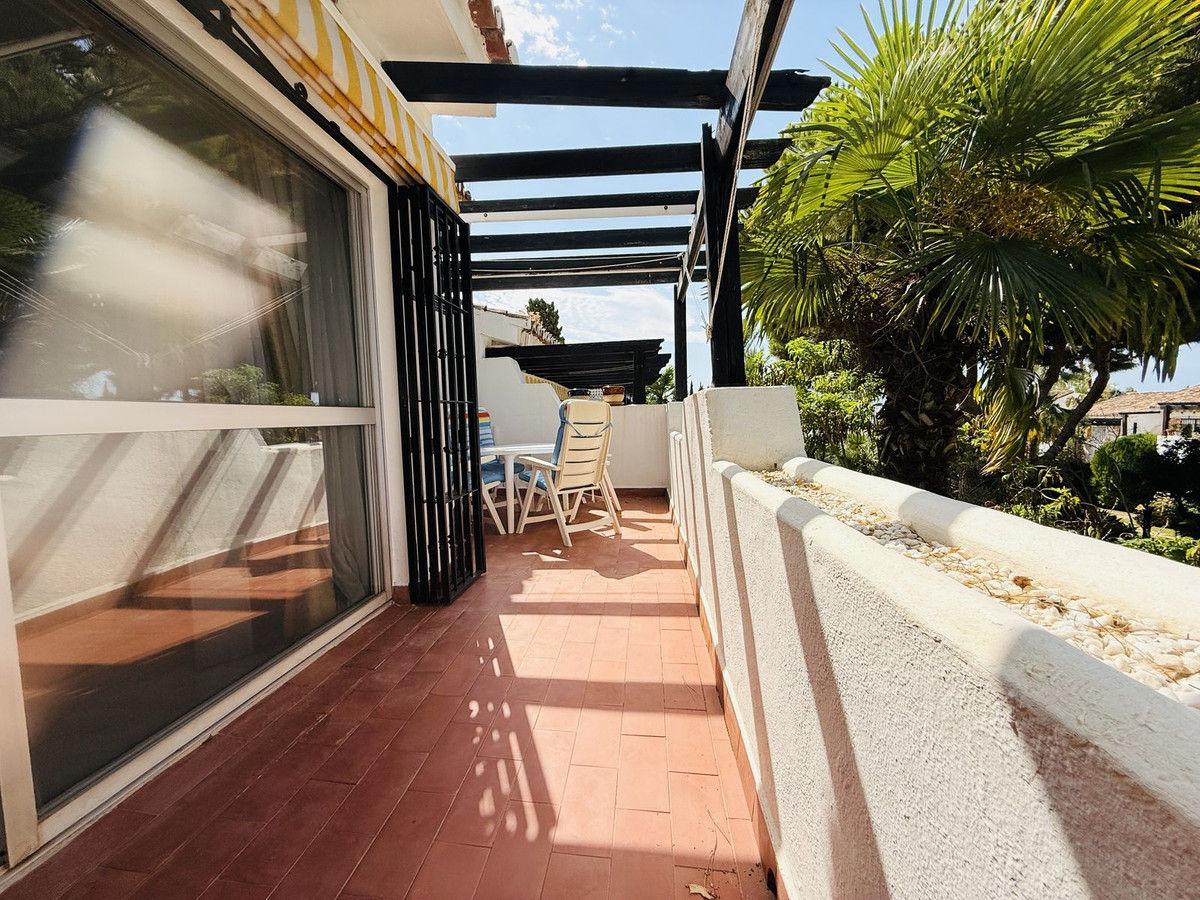 Se vende Apartamento en Planta Última de 2 dormitorios en Costa Del Sol, Málaga, España