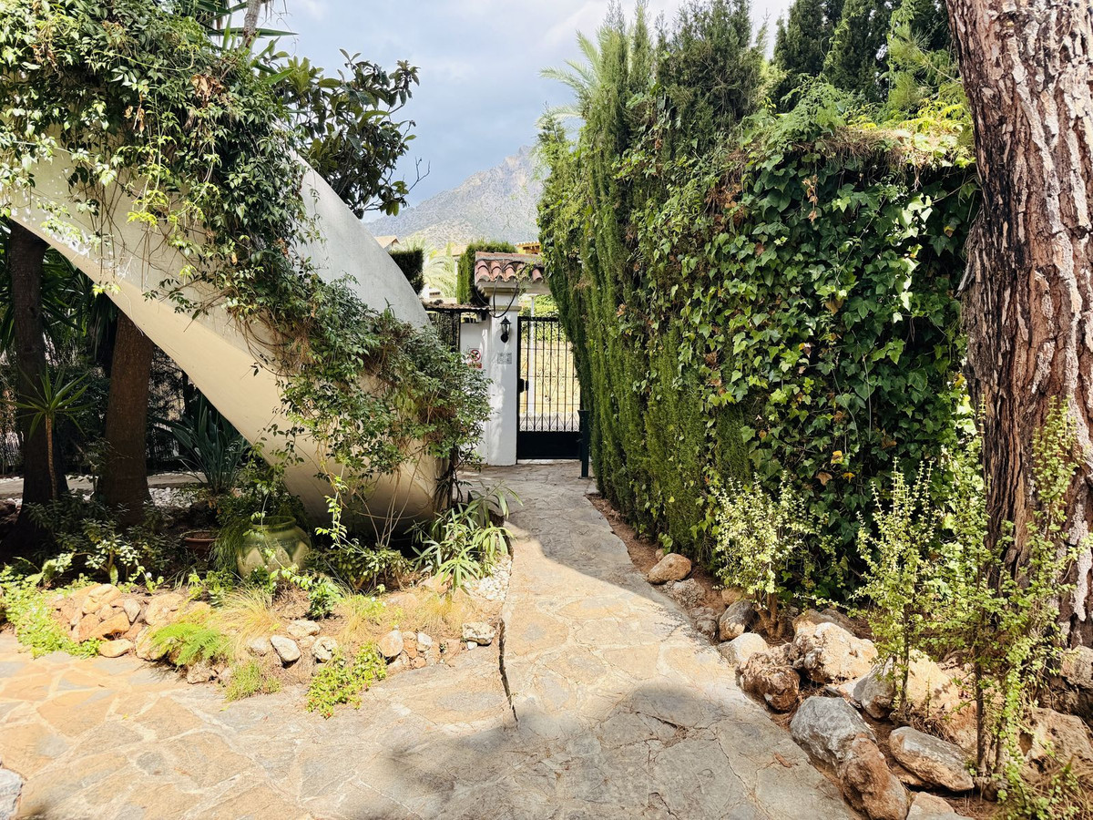 Se vende Apartamento en Planta Última de 2 dormitorios en Costa Del Sol, Málaga, España