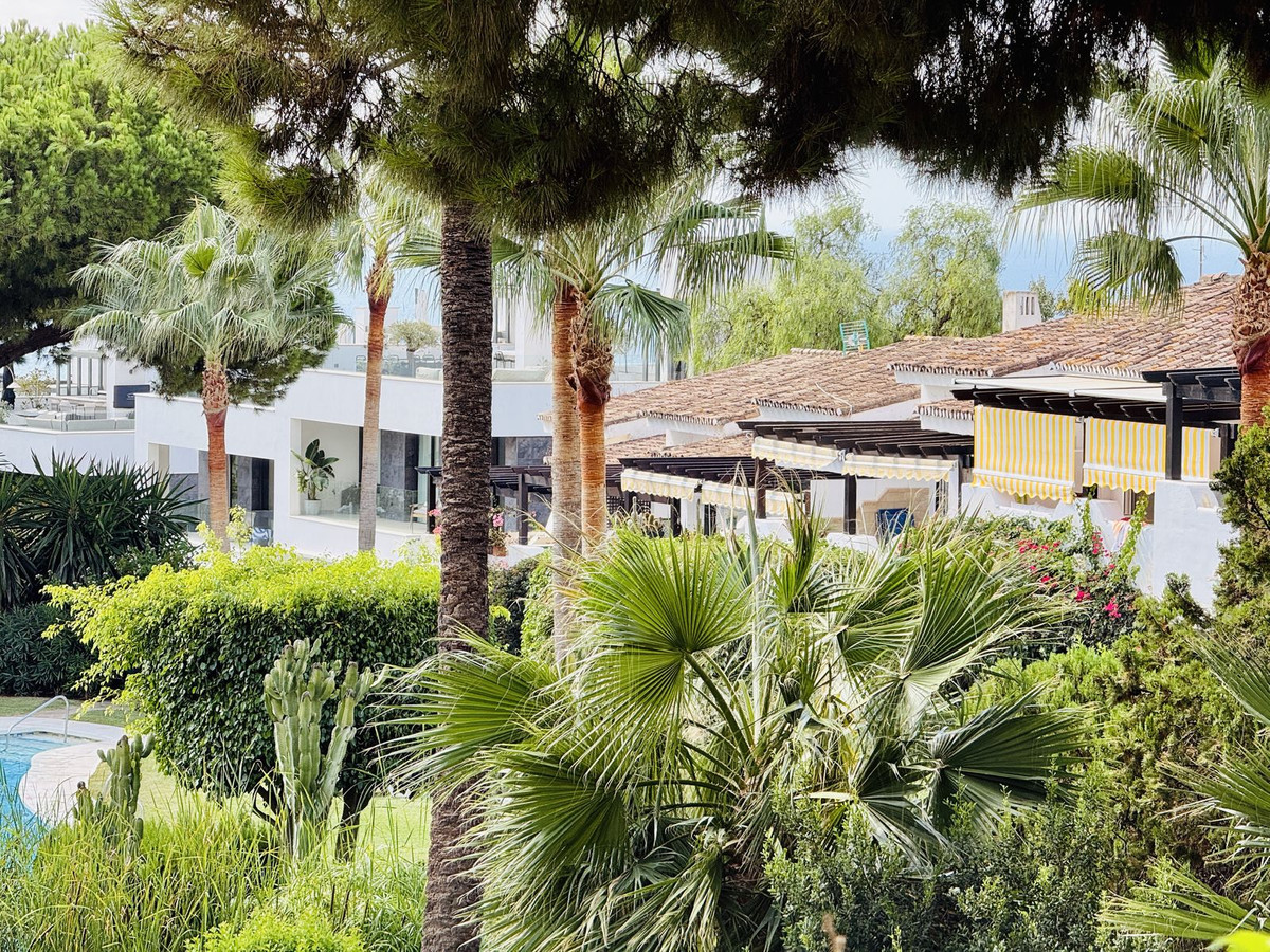 Se vende Apartamento en Planta Última de 2 dormitorios en Costa Del Sol, Málaga, España