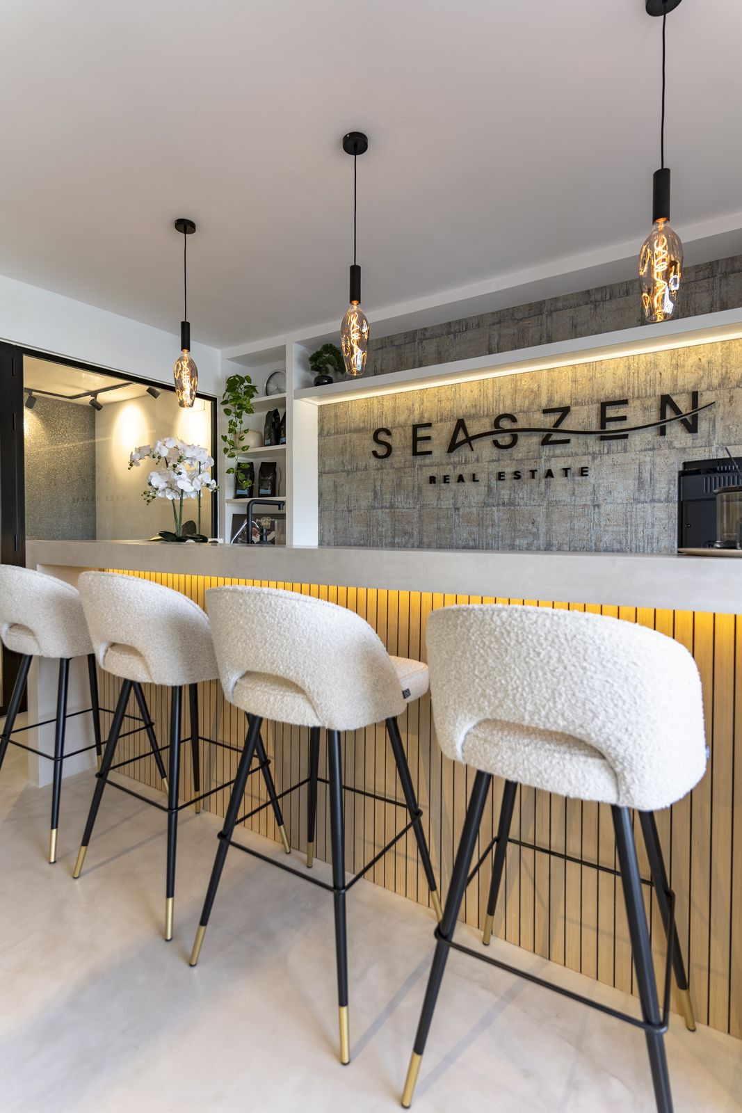 Commercial unit for sale in Guadalmina Alta Costa Del Sol, Málaga, Spain