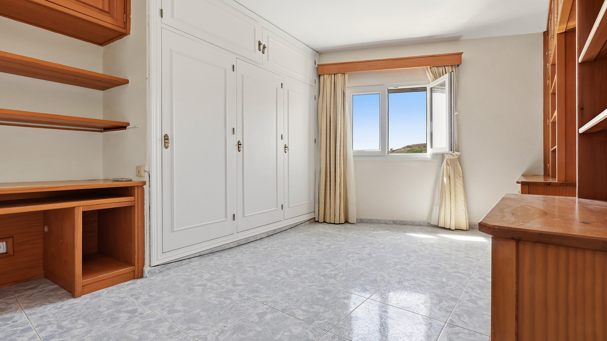 4 Bed Townhouse for sale in Manilva Costa Del Sol, Málaga, Spain