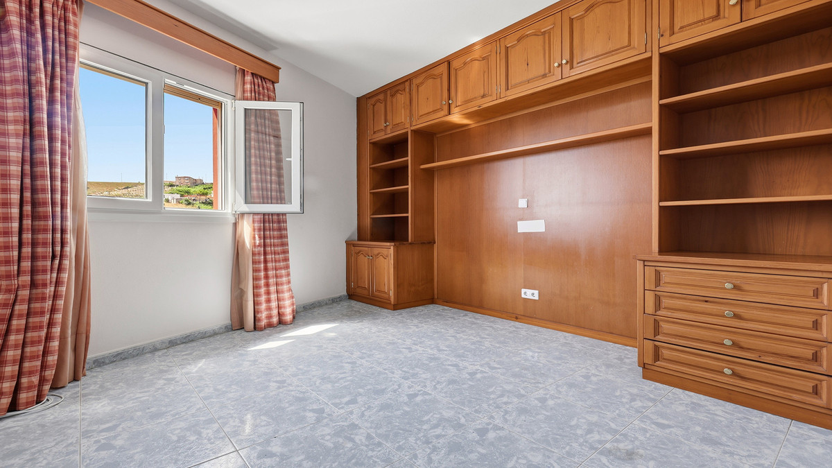 4 Bed Townhouse for sale in Manilva Costa Del Sol, Málaga, Spain