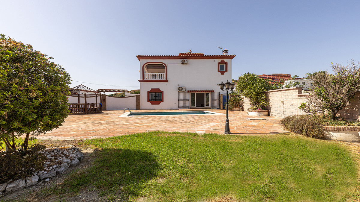 4 Bed Townhouse for sale in Manilva Costa Del Sol, Málaga, Spain