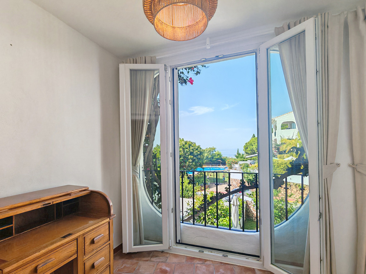 4 Bed Townhouse for sale in Marbella Costa Del Sol, Málaga, Spain