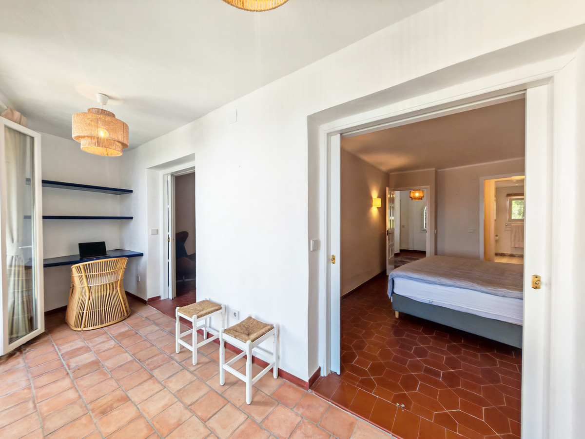 4 Bed Townhouse for sale in Marbella Costa Del Sol, Málaga, Spain