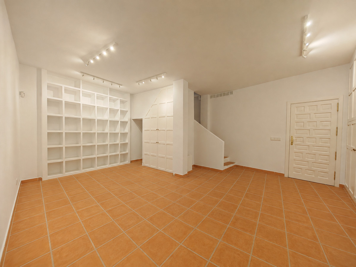 4 Bed Townhouse for sale in Marbella Costa Del Sol, Málaga, Spain