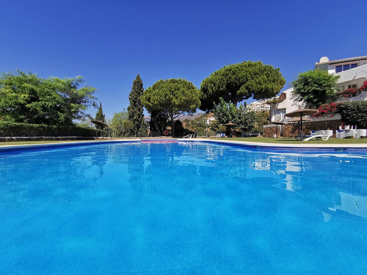 4 Bed Townhouse for sale in Marbella Costa Del Sol, Málaga, Spain