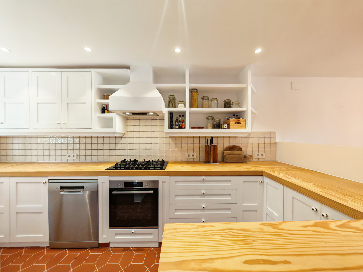 4 Bed Townhouse for sale in Marbella Costa Del Sol, Málaga, Spain