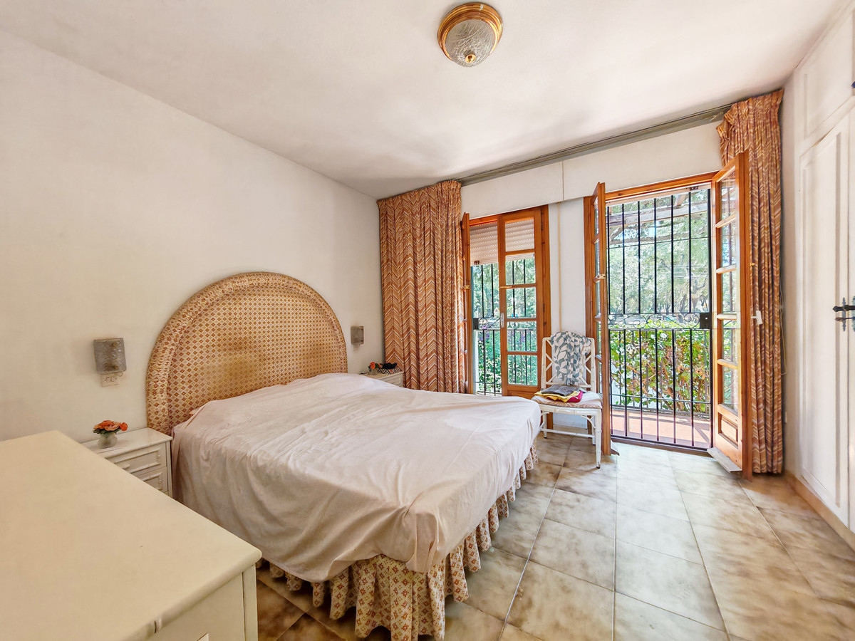 2 Bed Townhouse for sale in Elviria Costa Del Sol, Málaga, Spain