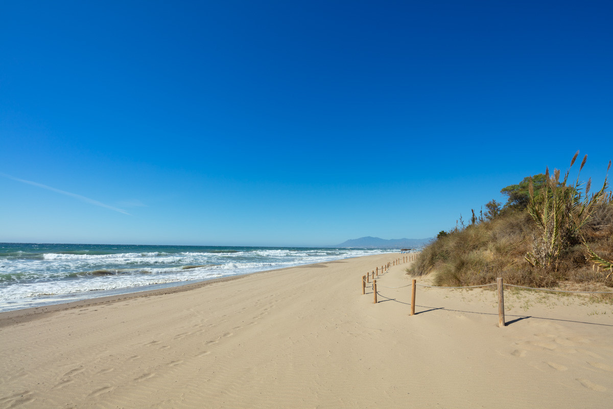 2 Bed Apartment for sale in Marbella Costa Del Sol, Málaga, Spain