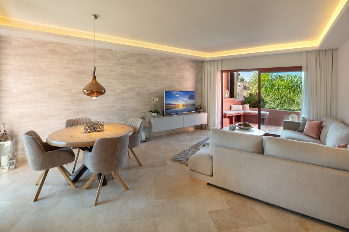 2 Bed Apartment for sale in Marbella Costa Del Sol, Málaga, Spain
