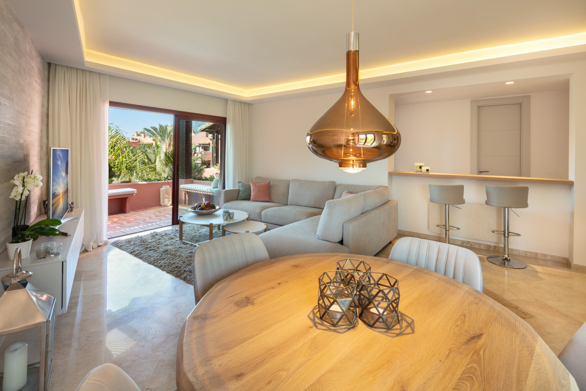 2 Bed Apartment for sale in Marbella Costa Del Sol, Málaga, Spain