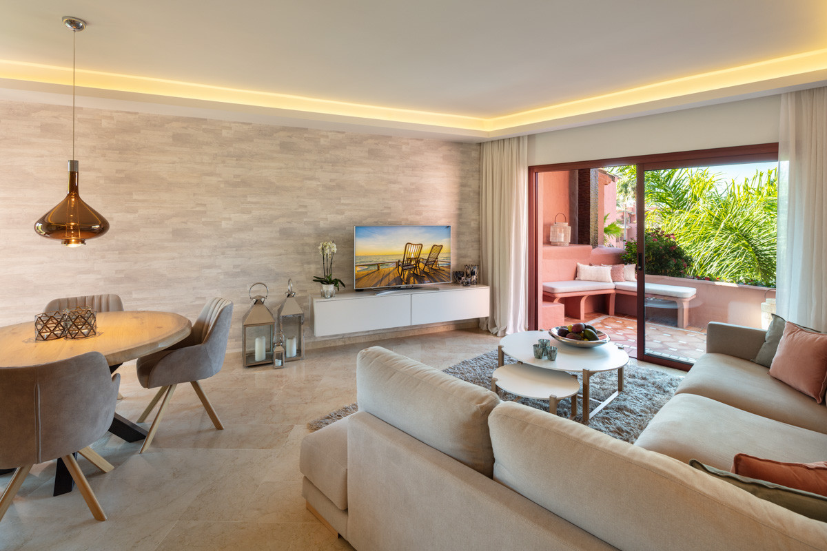 2 Bed Apartment for sale in Marbella Costa Del Sol, Málaga, Spain