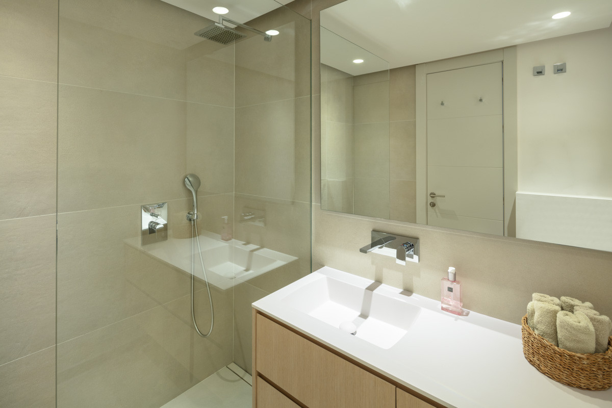 2 Bed Apartment for sale in Marbella Costa Del Sol, Málaga, Spain