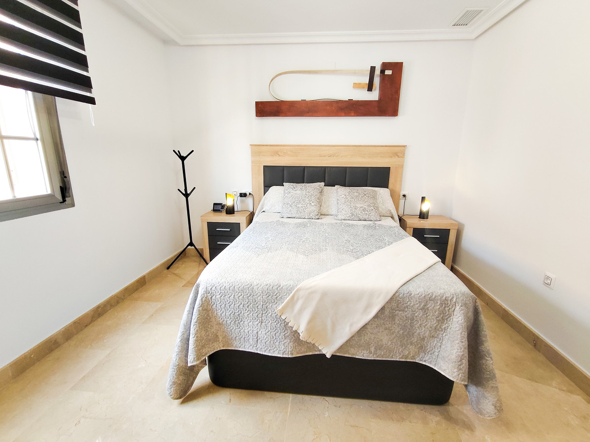 3 Bed Apartment for sale in Torrevieja Costa Blanca, Alicante, Spain