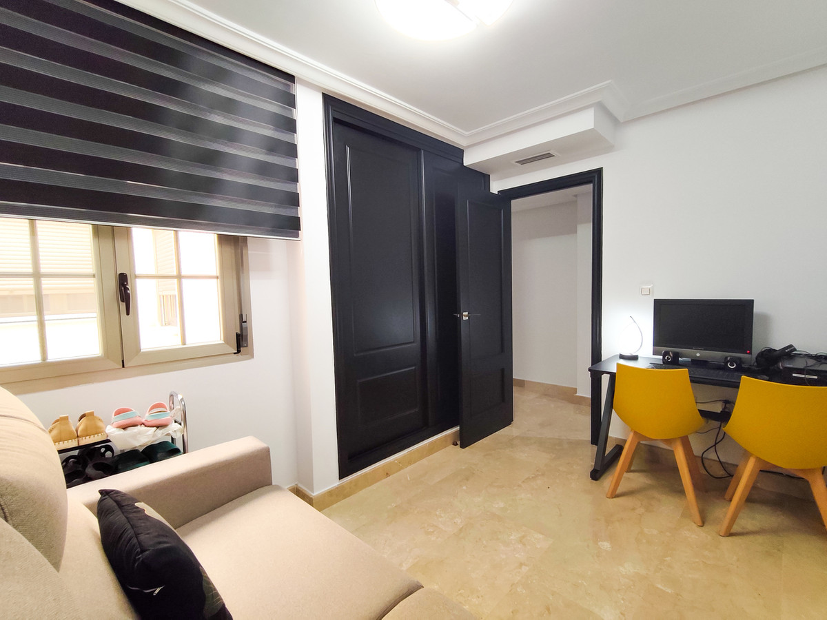 3 Bed Apartment for sale in Torrevieja Costa Blanca, Alicante, Spain