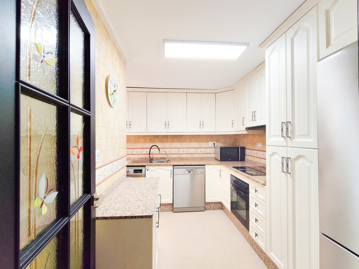 3 Bed Apartment for sale in Torrevieja Costa Blanca, Alicante, Spain