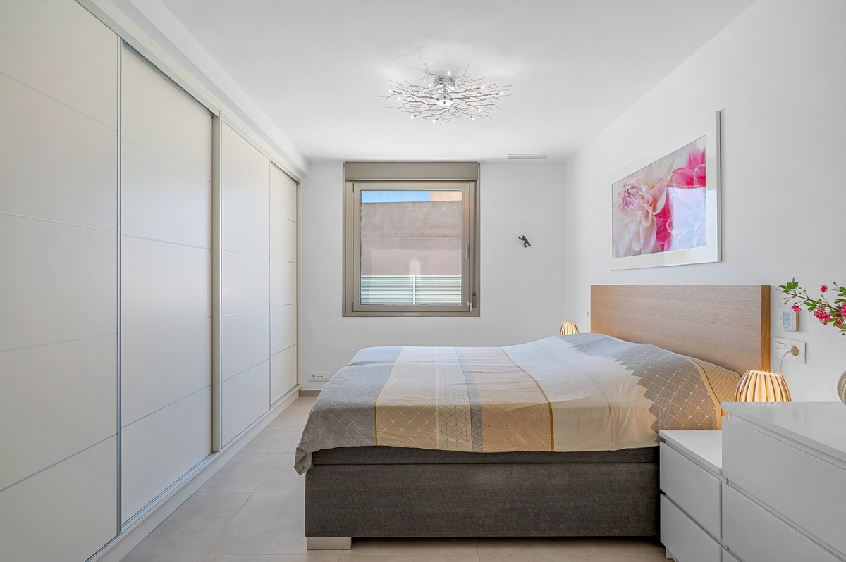 Se vende Villa - Chalet de 3 dormitorios en Costa Blanca, Alicante, España