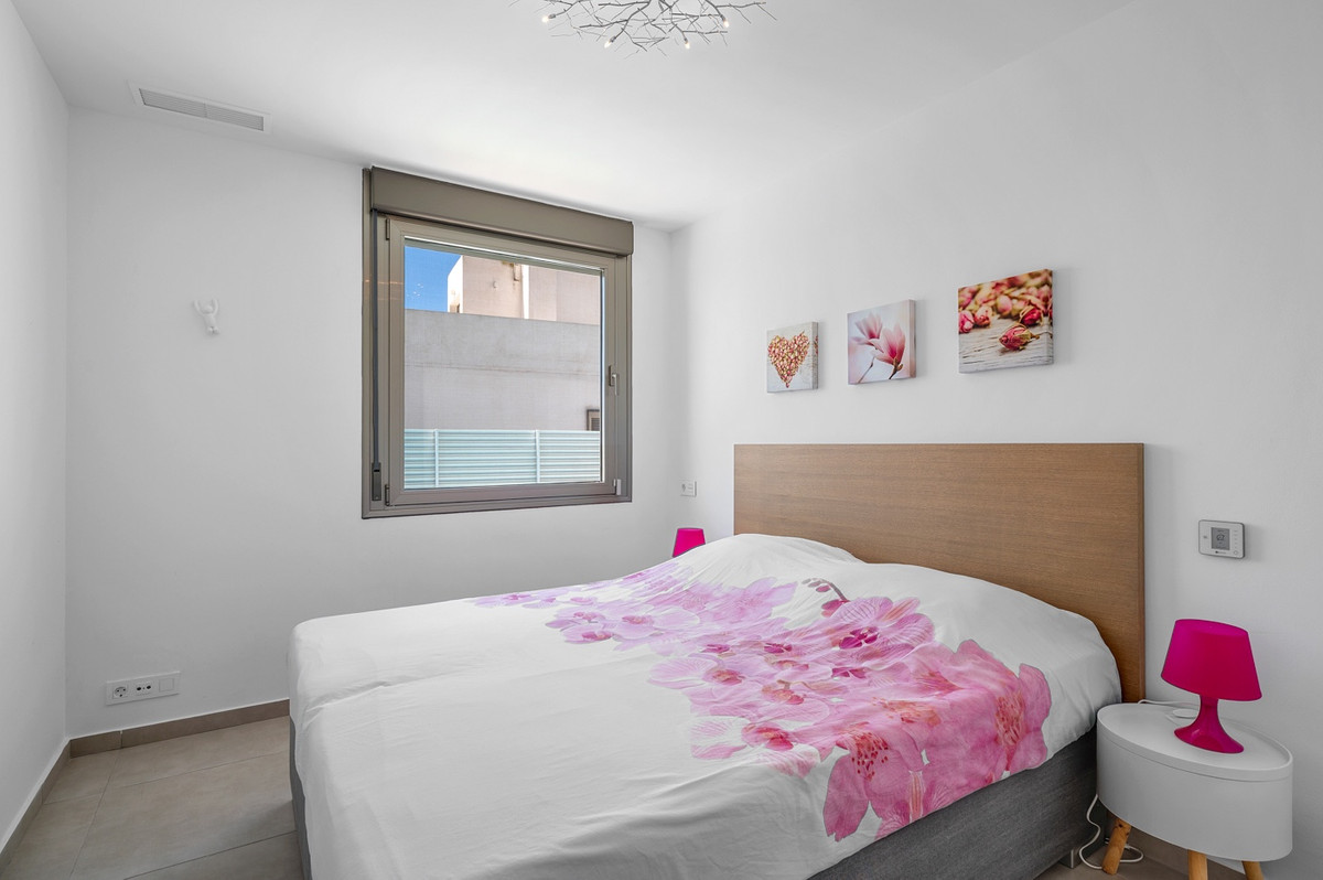 Se vende Villa - Chalet de 3 dormitorios en Costa Blanca, Alicante, España
