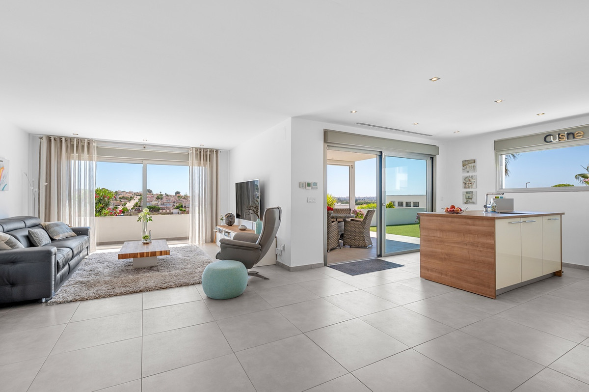 Se vende Villa - Chalet de 3 dormitorios en Costa Blanca, Alicante, España