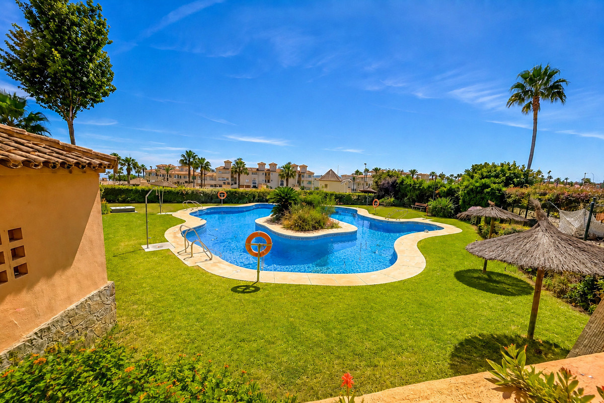 Se vende Adosada de 3 dormitorios en Costa Del Sol, Málaga, España