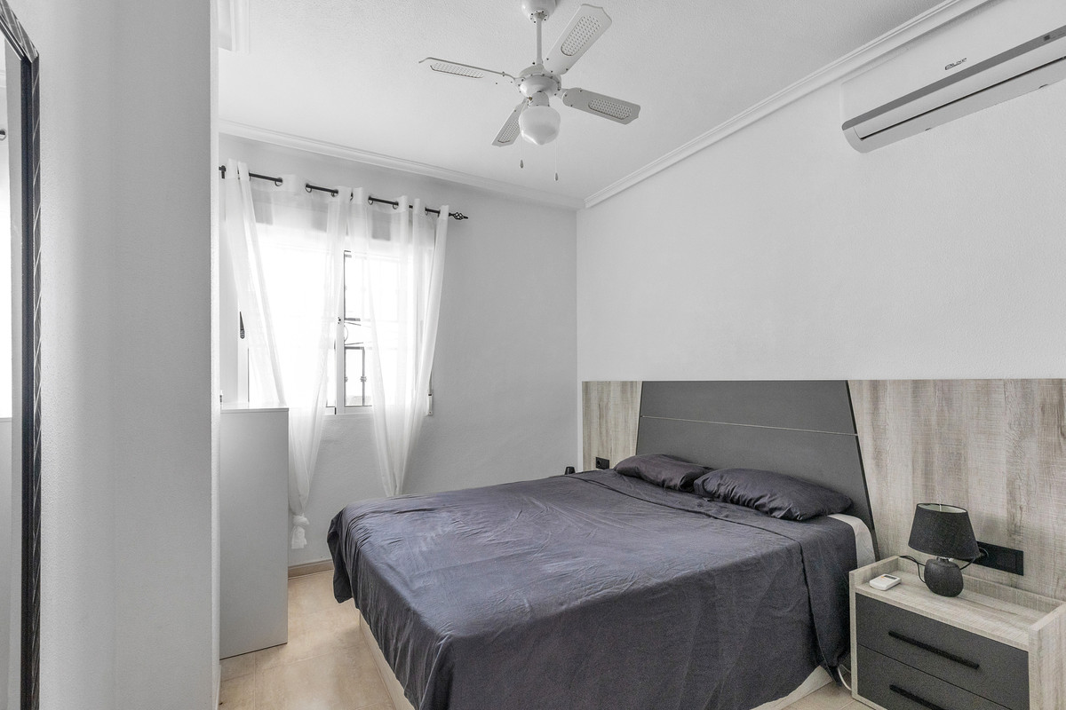 2 Bed Apartment for sale in Los Altos Costa Blanca, Alicante, Spain