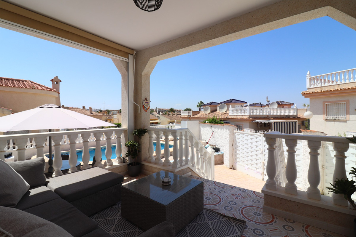 4 Bed Townhouse for sale in Benimar Costa Blanca, Alicante, Spain