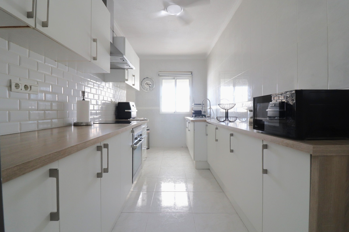 4 Bed Townhouse for sale in Benimar Costa Blanca, Alicante, Spain