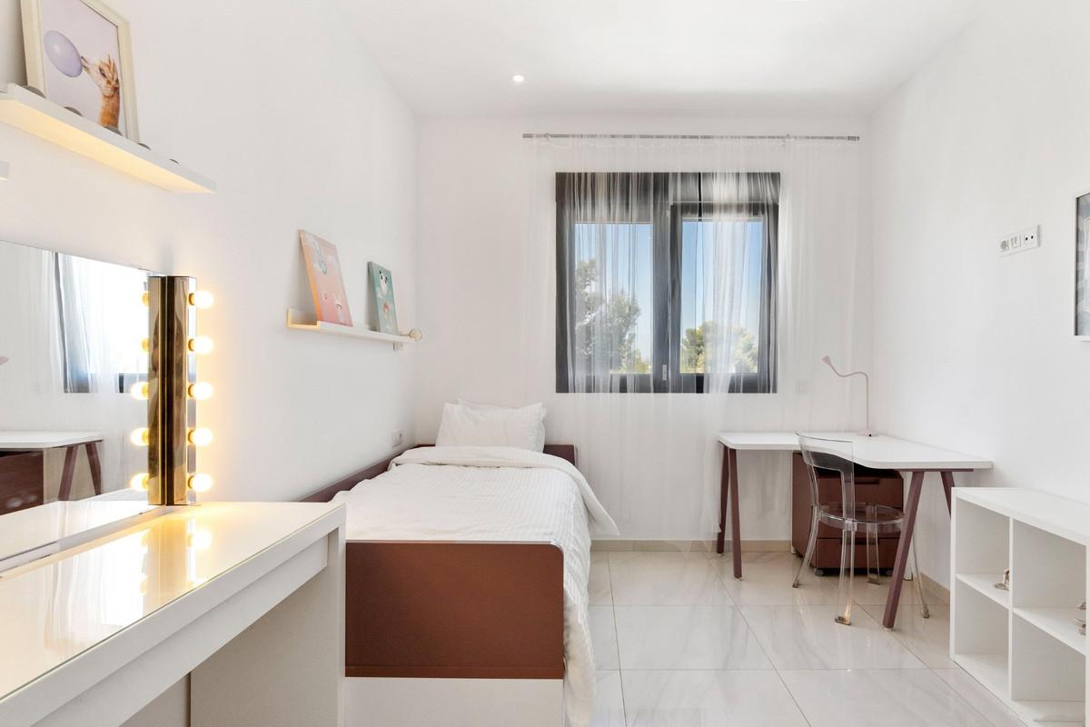 3 Bed Townhouse for sale in Orihuela Costa Costa Blanca, Alicante, Spain