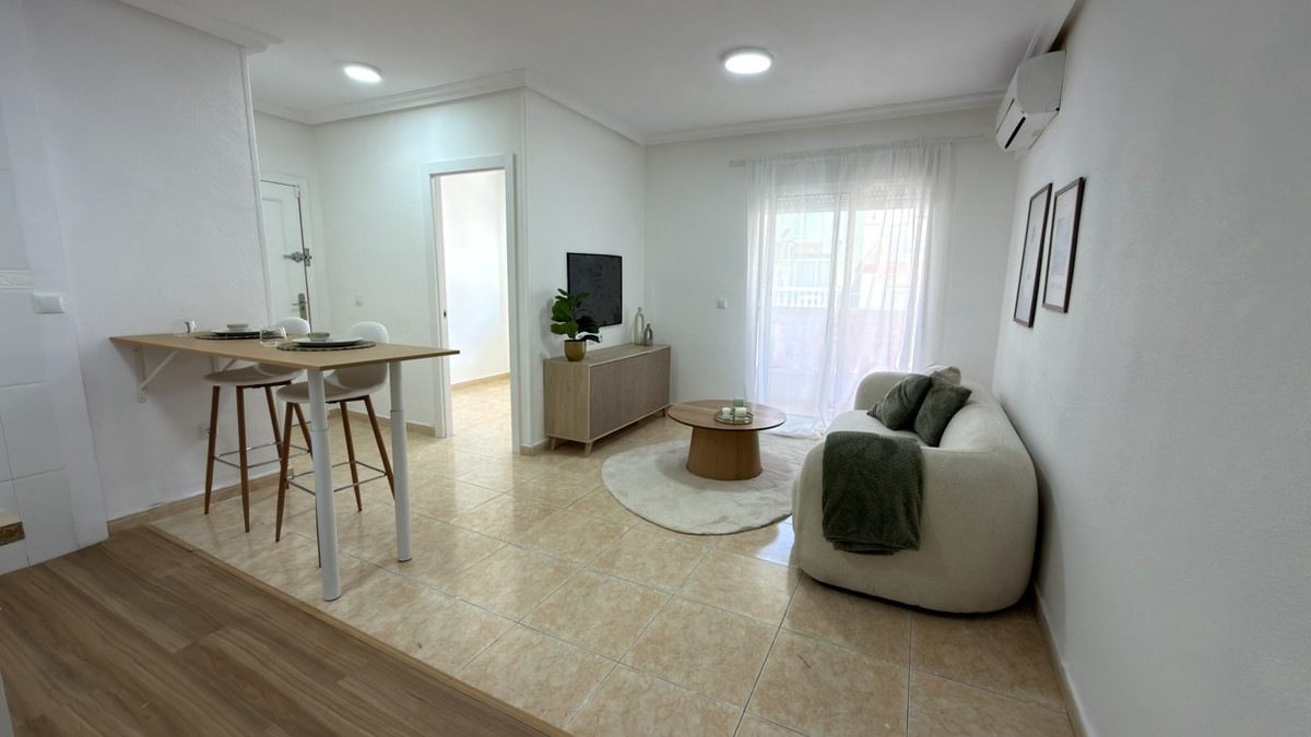 2 Bed Apartment for sale in Torrevieja Costa Blanca, Alicante, Spain