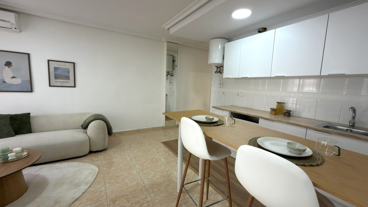 2 Bed Apartment for sale in Torrevieja Costa Blanca, Alicante, Spain