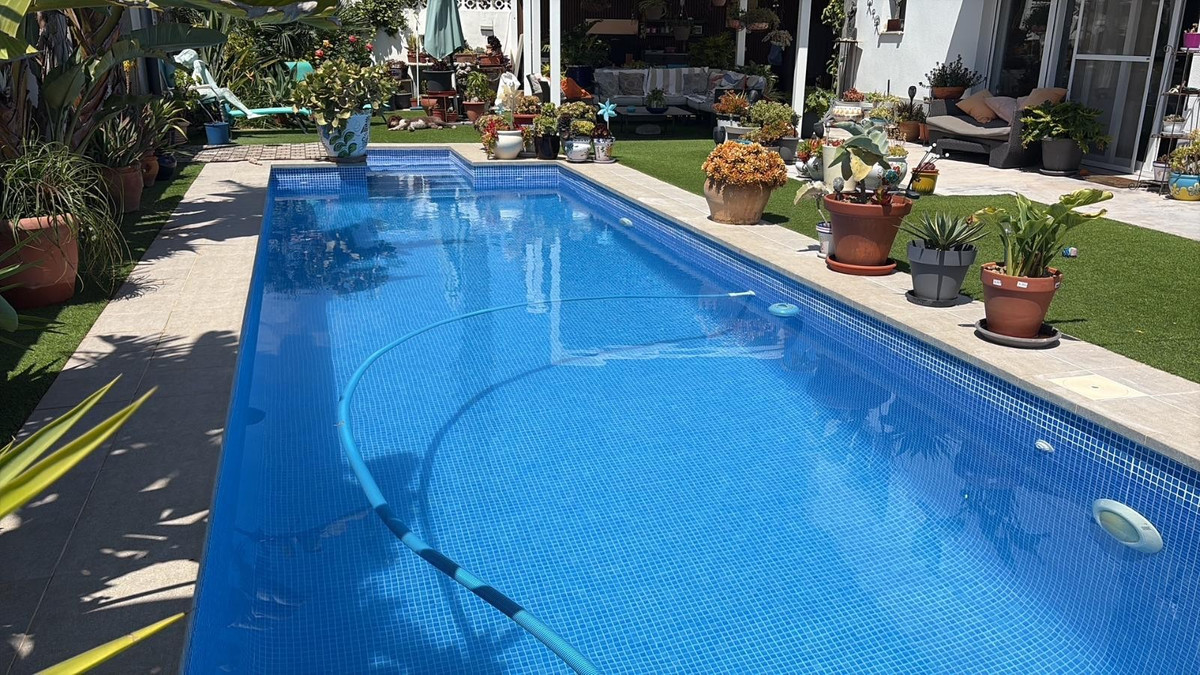 Se vende Villa - Chalet de 2 dormitorios en Costa Blanca, Alicante, España