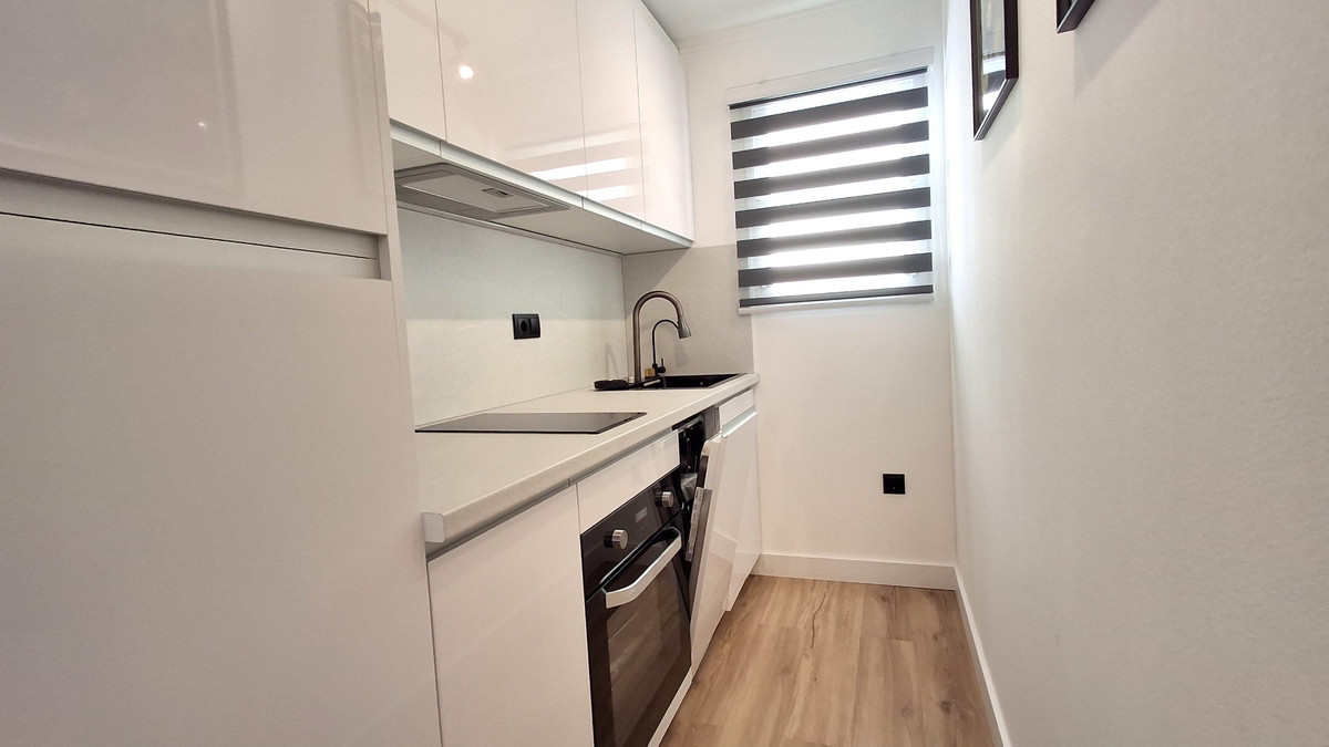 1 Bed Apartment for sale in Torrevieja Costa Blanca, Alicante, Spain